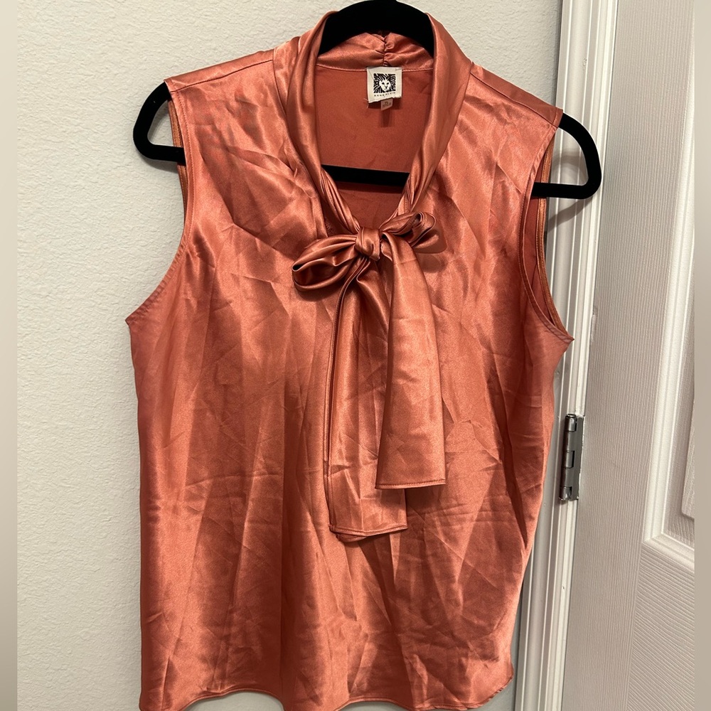 Ann Klein coral silk top size Petitie large used